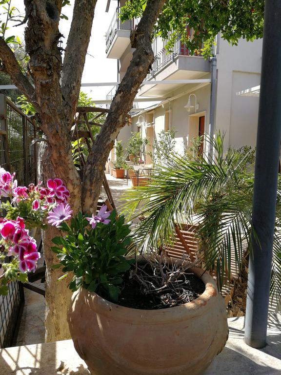 Bed & Breakfast Il Giardino Dei Limoni 3*